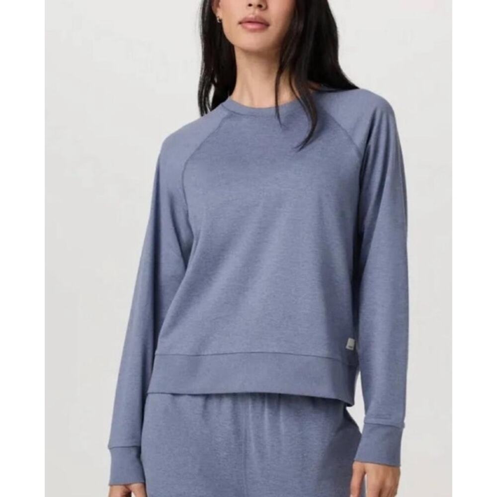 Vuori Halo Long Sleeve Crew Sweatshirt Womens Small Blue Heather Pullover